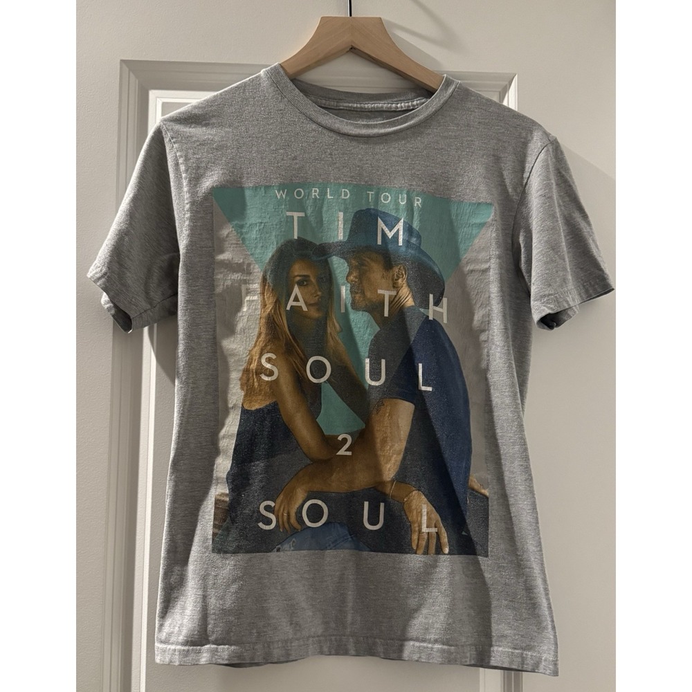 Tim McGraw Faith Hill Soul2Soul World Tour 2018 Concert T Shirt Gray Small
